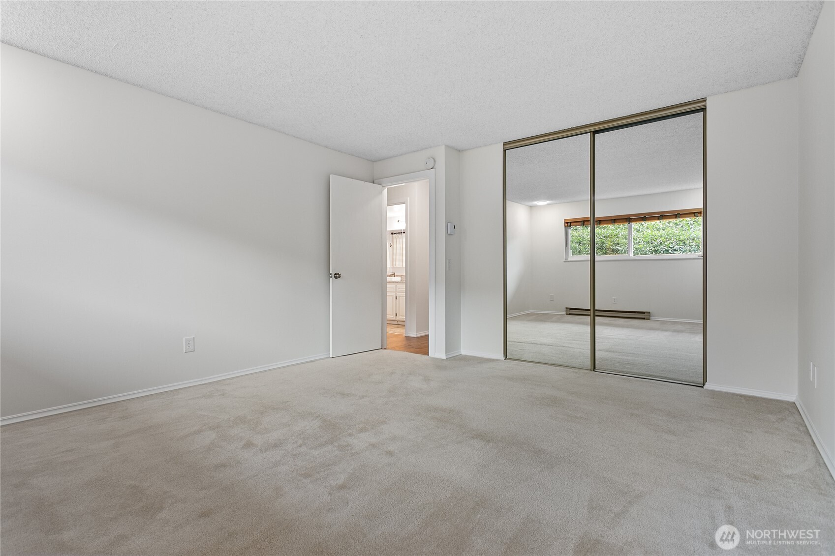 1014 11th Street, Unit 103 Bellingham, WA 98225 - Photo 14 of 31