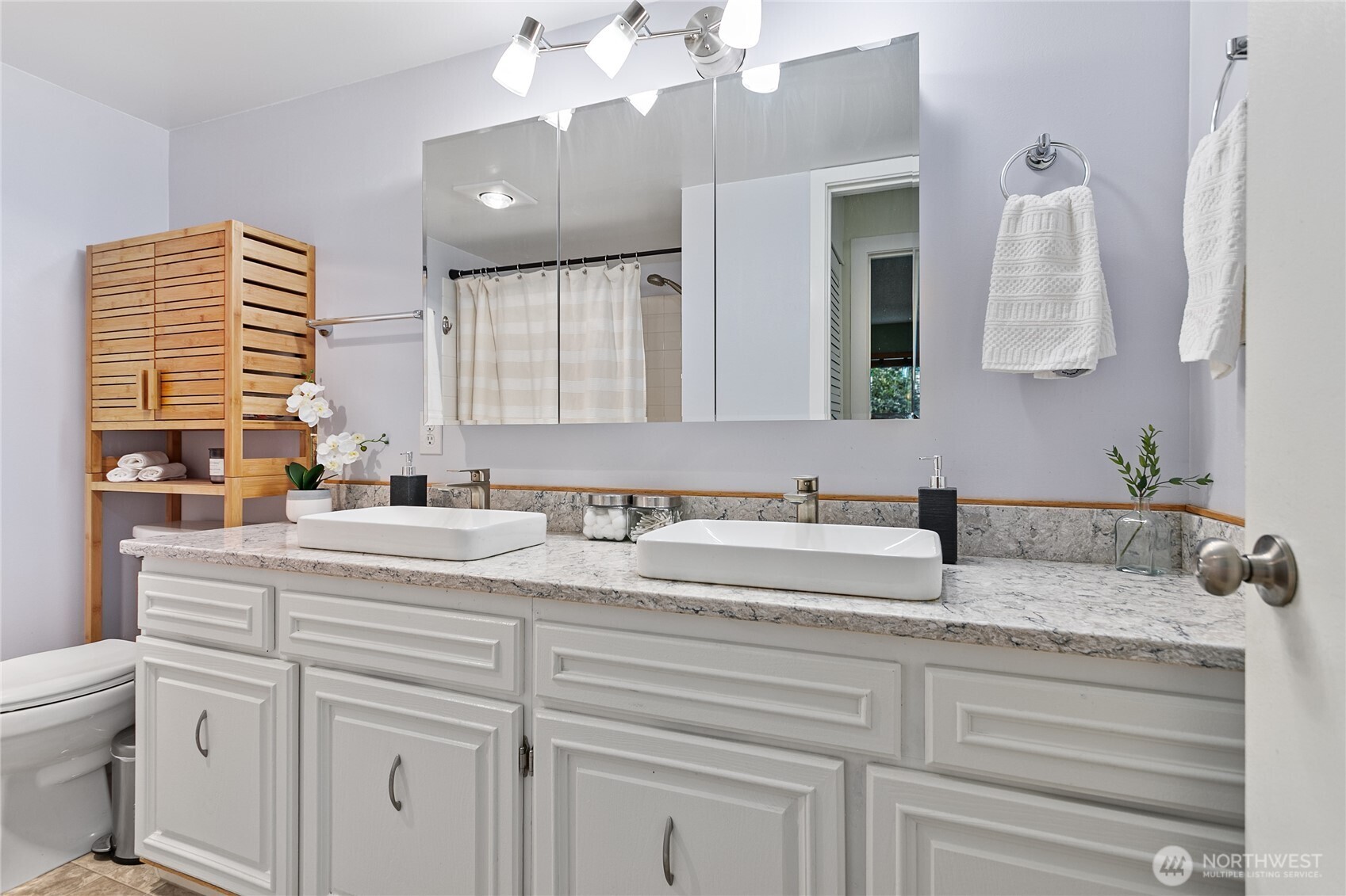 1014 11th Street, Unit 103 Bellingham, WA 98225 - Photo 17 of 31