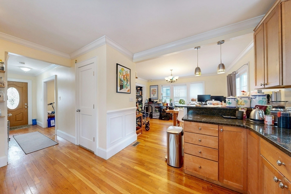 14 Bothwell Road Boston, MA 02135 - Photo 8 of 20 Gallery Image 8
