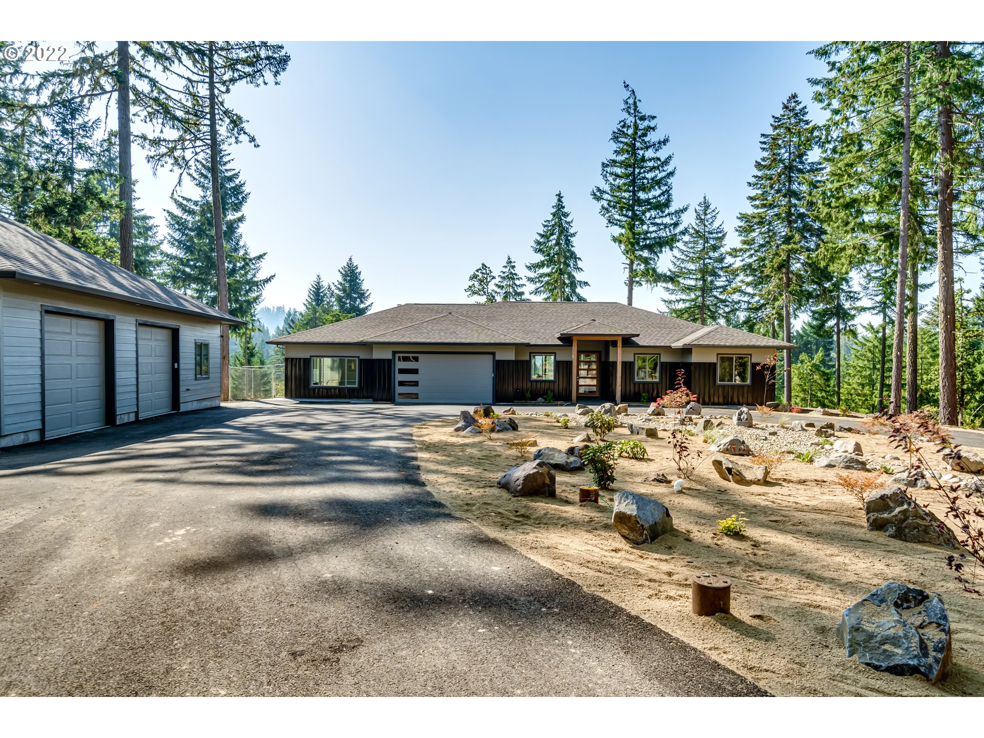 30553 Fox Hollow Road Eugene, OR 97405 - Photo 2 of 32 Gallery Image 2