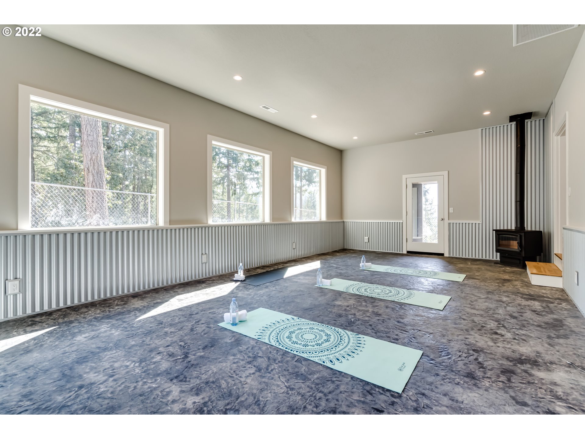 30553 Fox Hollow Road Eugene, OR 97405 - Photo 28 of 32 Gallery Image 28