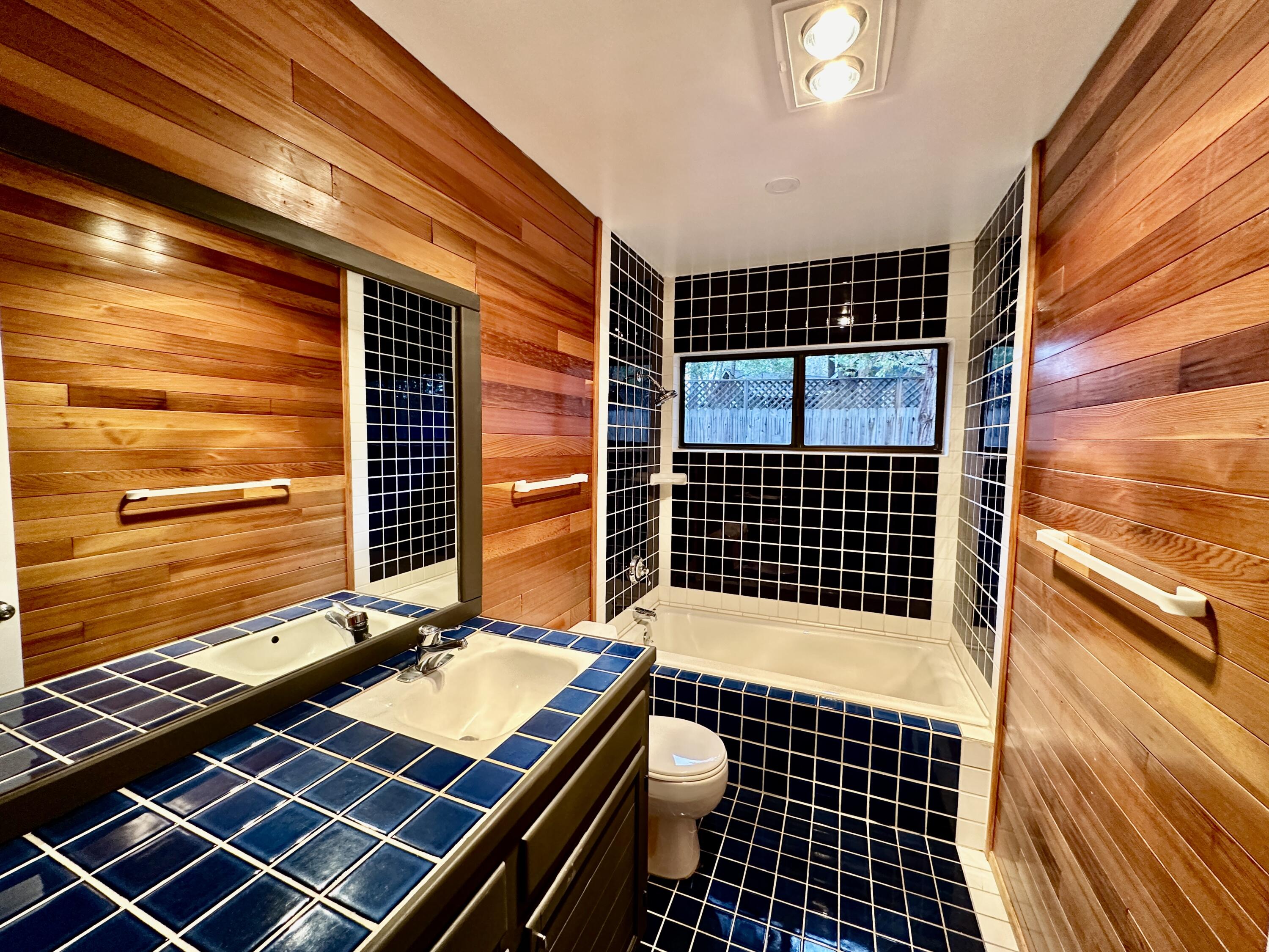 25340 Marion Ridge Drive Idyllwild, CA 92549 - Photo 12 of 31 a view of a room with wooden floor