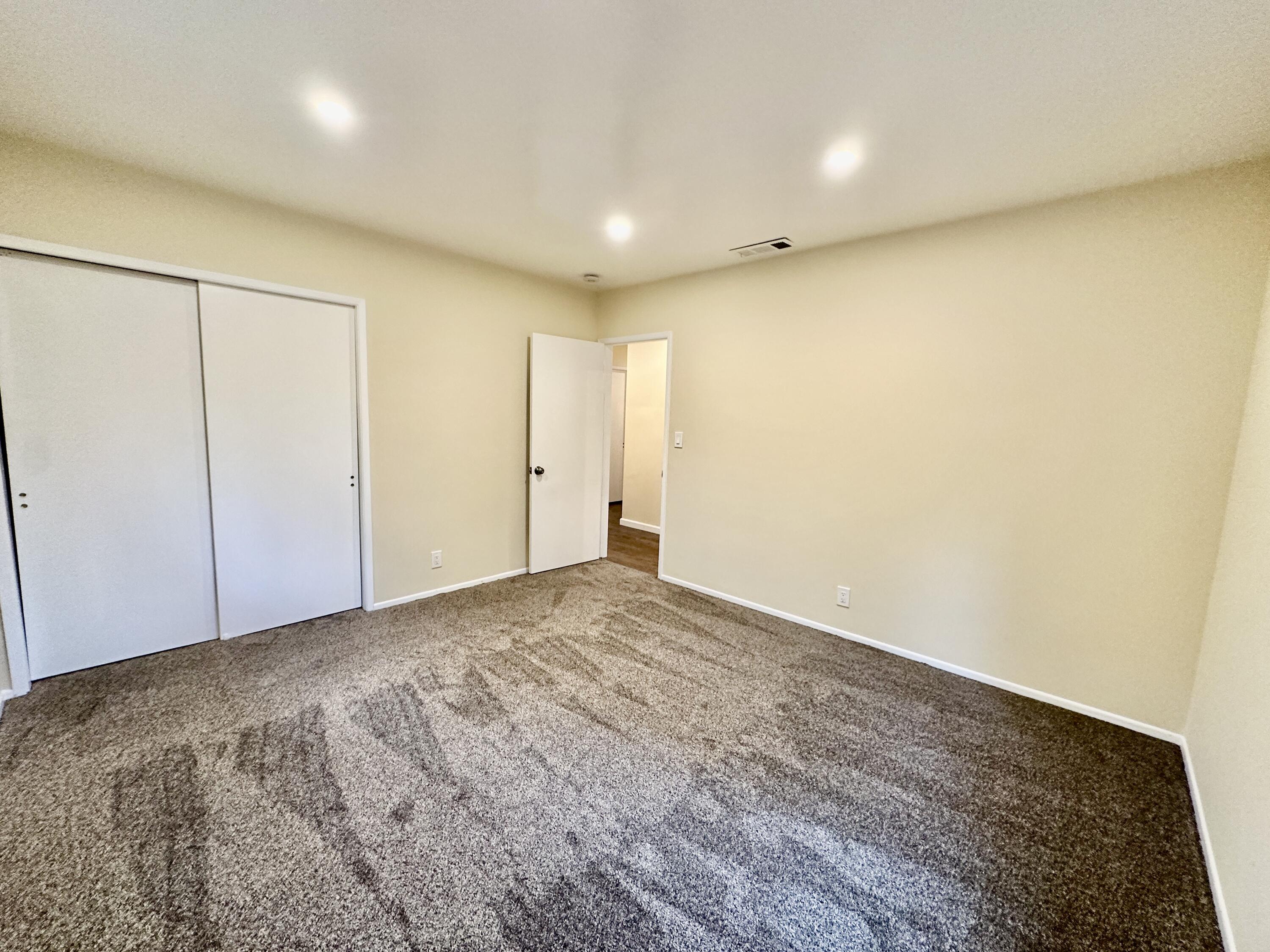25340 Marion Ridge Drive Idyllwild, CA 92549 - Photo 20 of 31 a view of an empty room