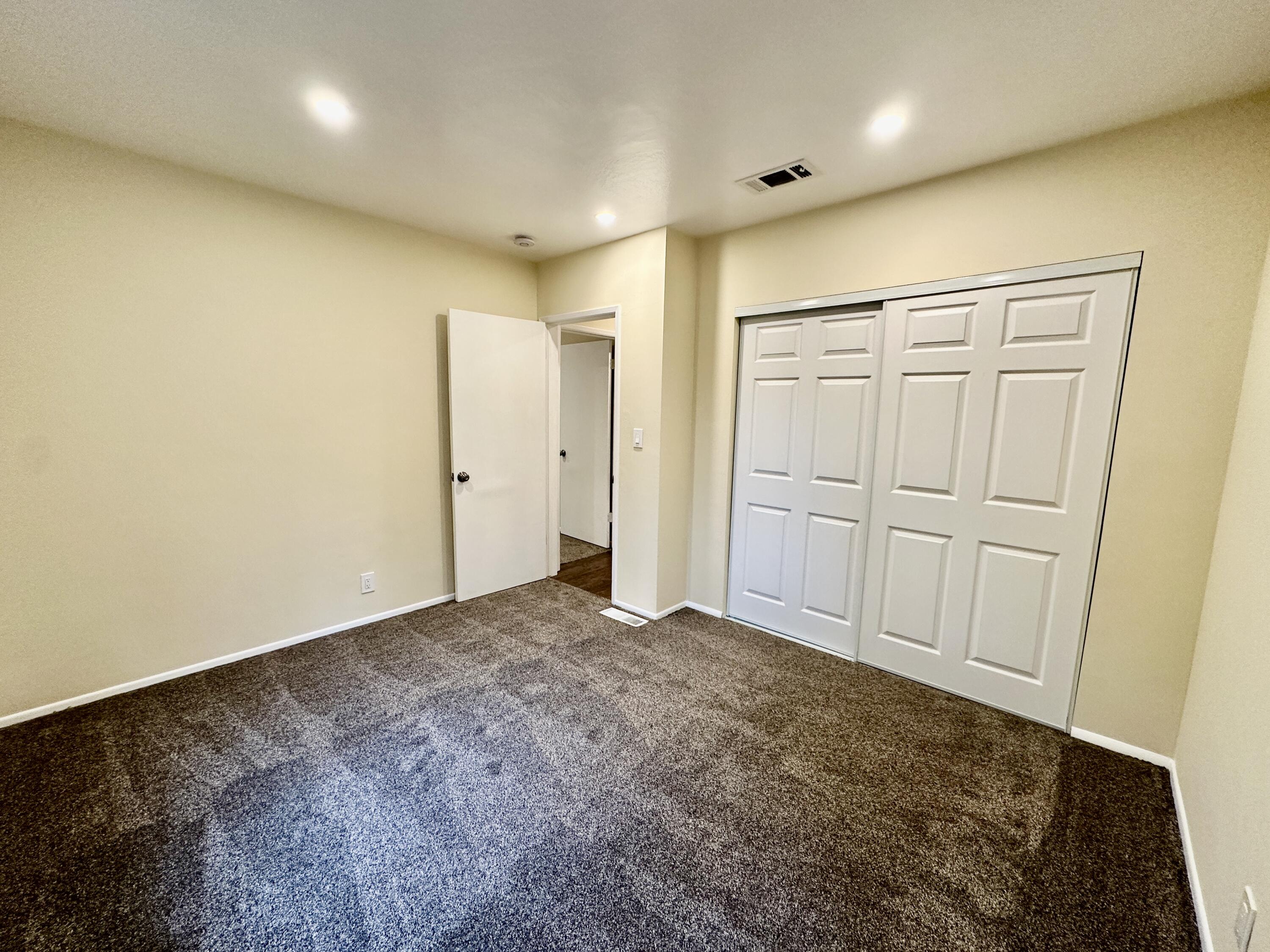 25340 Marion Ridge Drive Idyllwild, CA 92549 - Photo 24 of 31 a view of an empty room