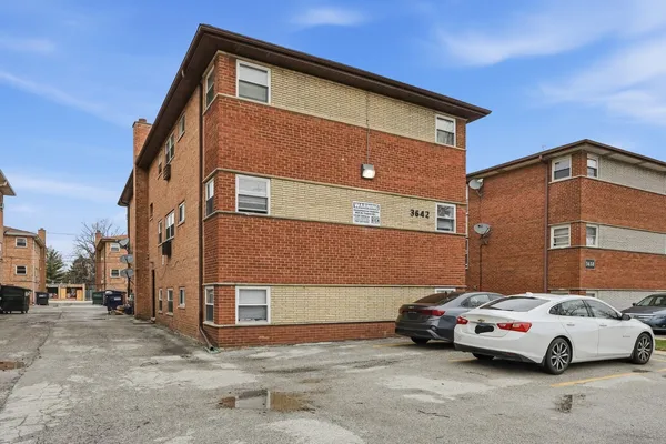 $725,000 | 3642 147th Place, Midlothian, IL 60445