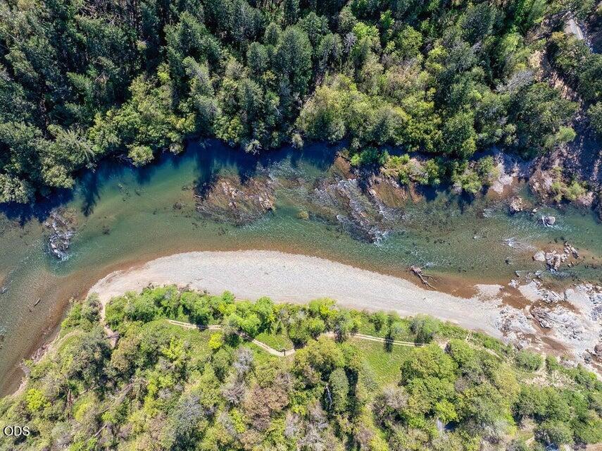 246 Retirement Lane Cave Junction, OR 97523 - Photo 33 of 34