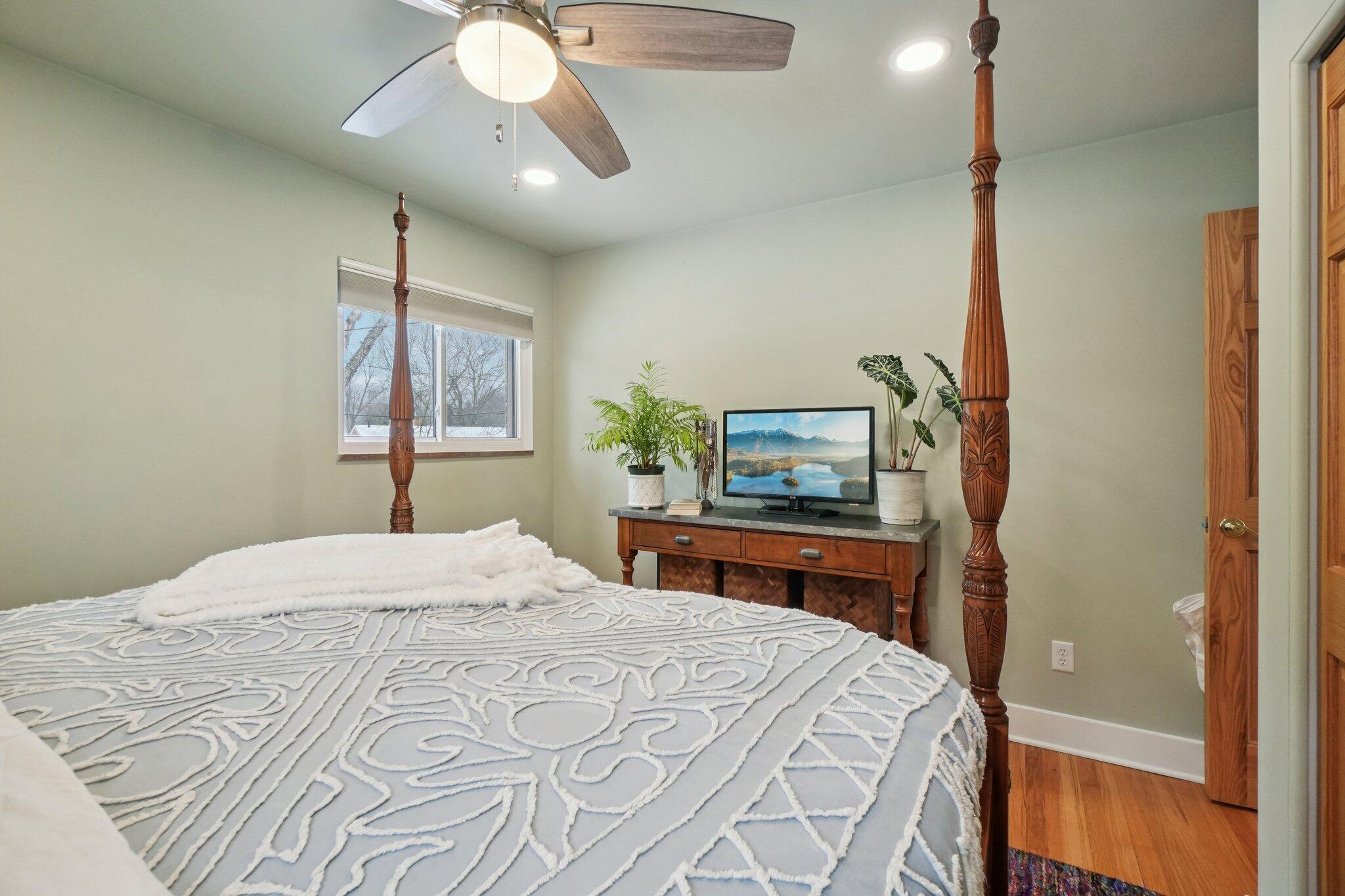 2445 Dorchester Road Ann Arbor, MI 48104 - Photo 19 of 32 21-web-or-mls-Dorchester Rd-S1701-021