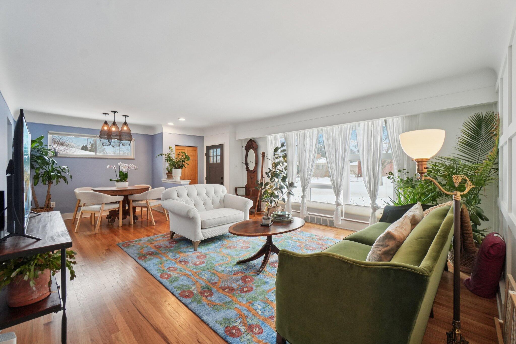 2445 Dorchester Road Ann Arbor, MI 48104 - Photo 2 of 32 4-web-or-mls-Dorchester Rd-S1701-004