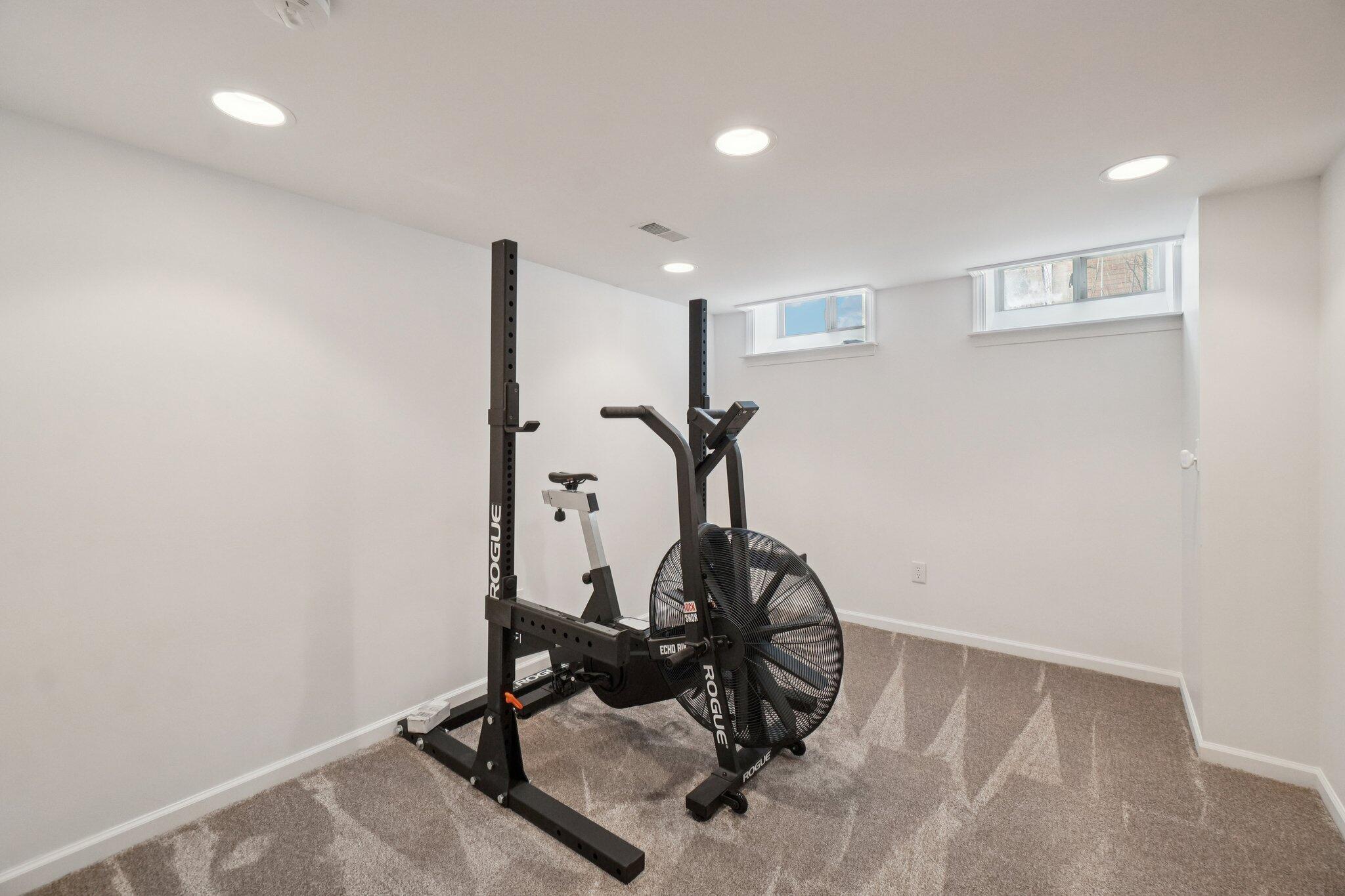 2445 Dorchester Road Ann Arbor, MI 48104 - Photo 25 of 32 27-web-or-mls-Dorchester Rd-S1701-027