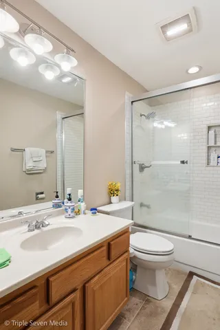 $560,000 | 454 Stone Place, Wheeling, IL 60090