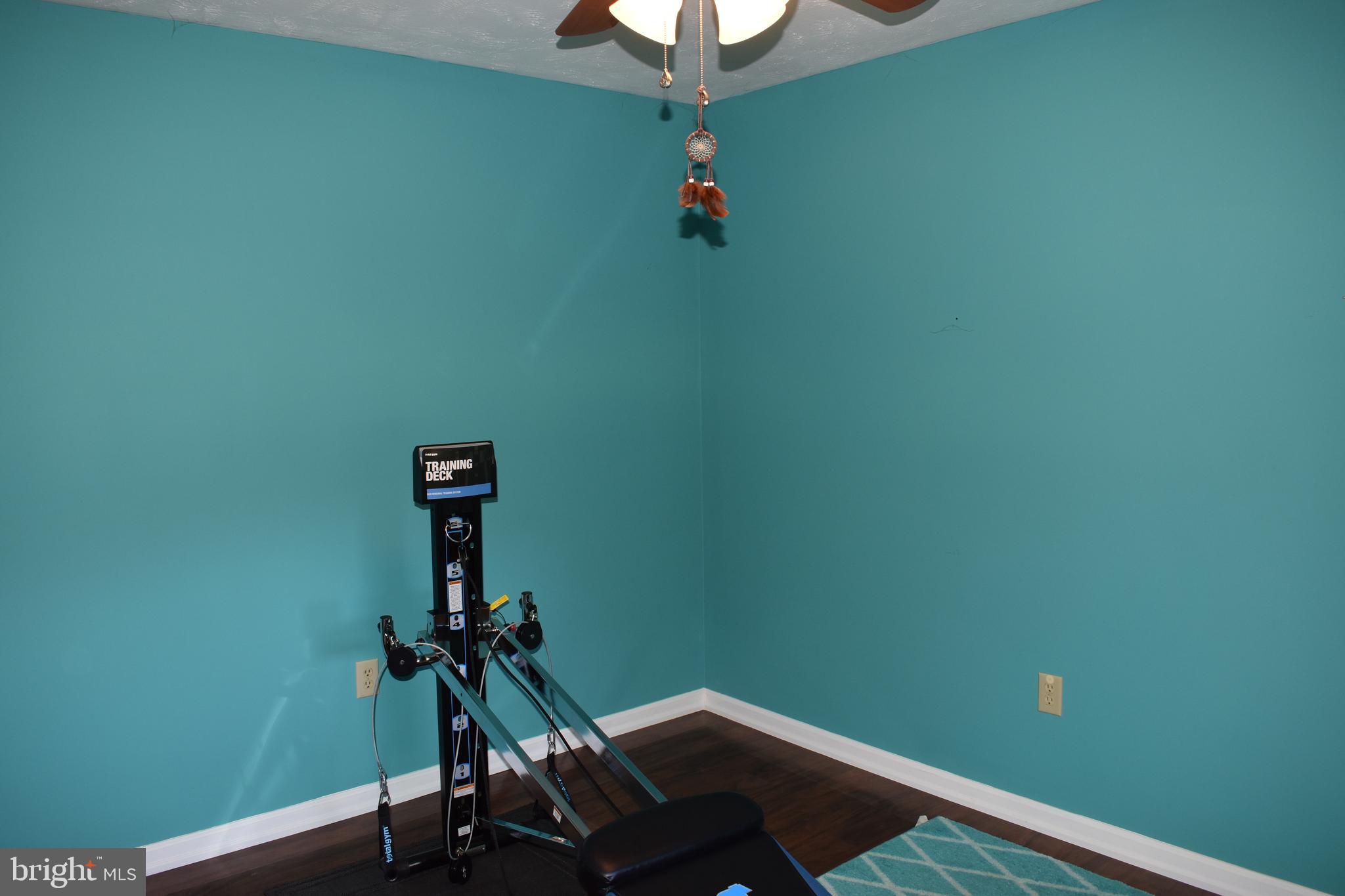 211 Lake Ridge Road Strasburg, VA 22657 - Photo 12 of 27 Bedroom 1