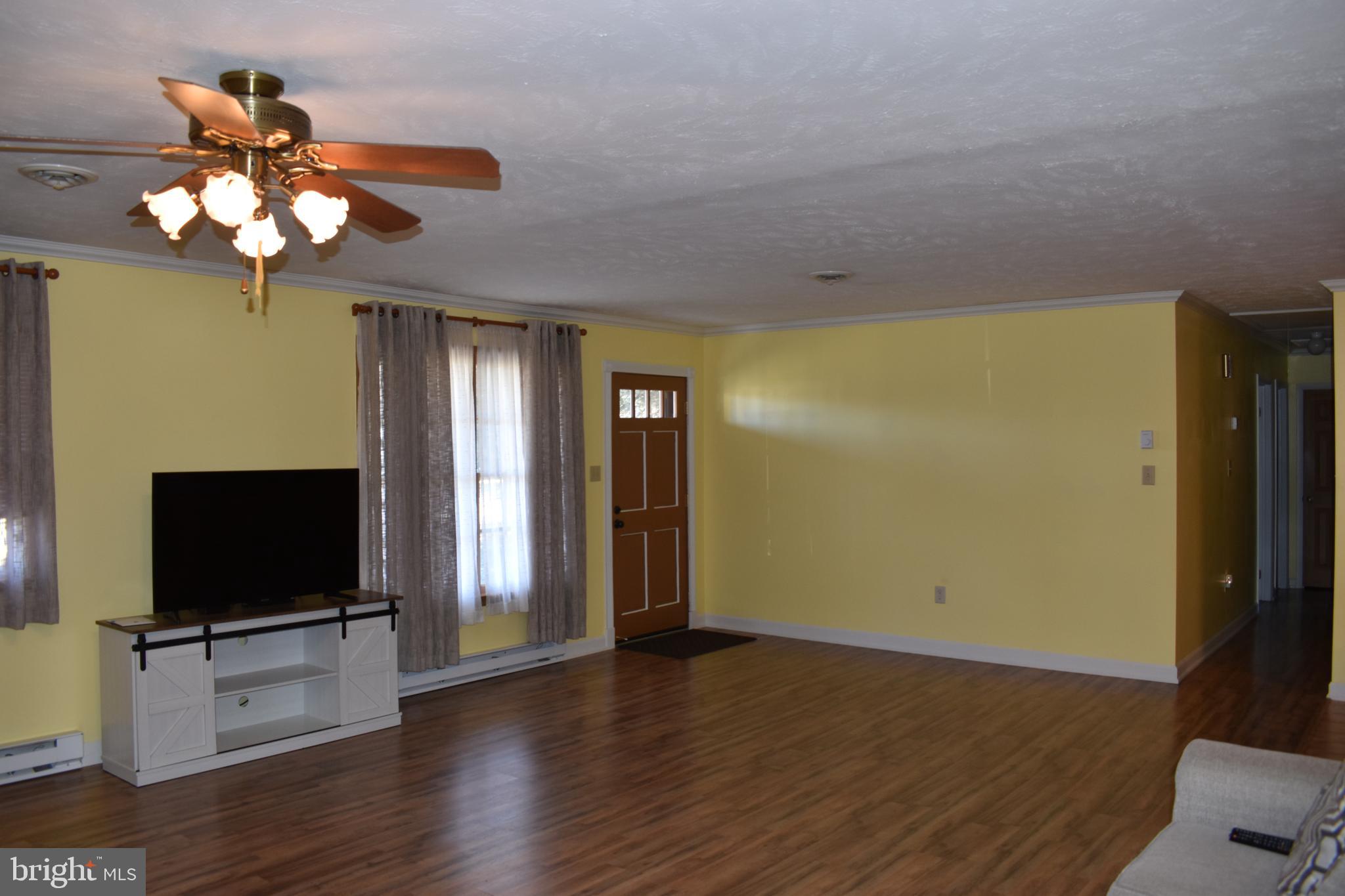 211 Lake Ridge Road Strasburg, VA 22657 - Photo 8 of 27