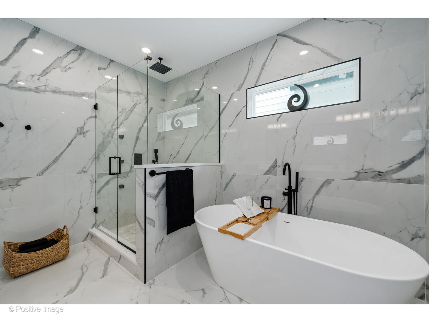 3107 North Oakley Avenue Chicago, IL 60618 - Photo 26 of 28 a bathroom with a bathtub and a shower