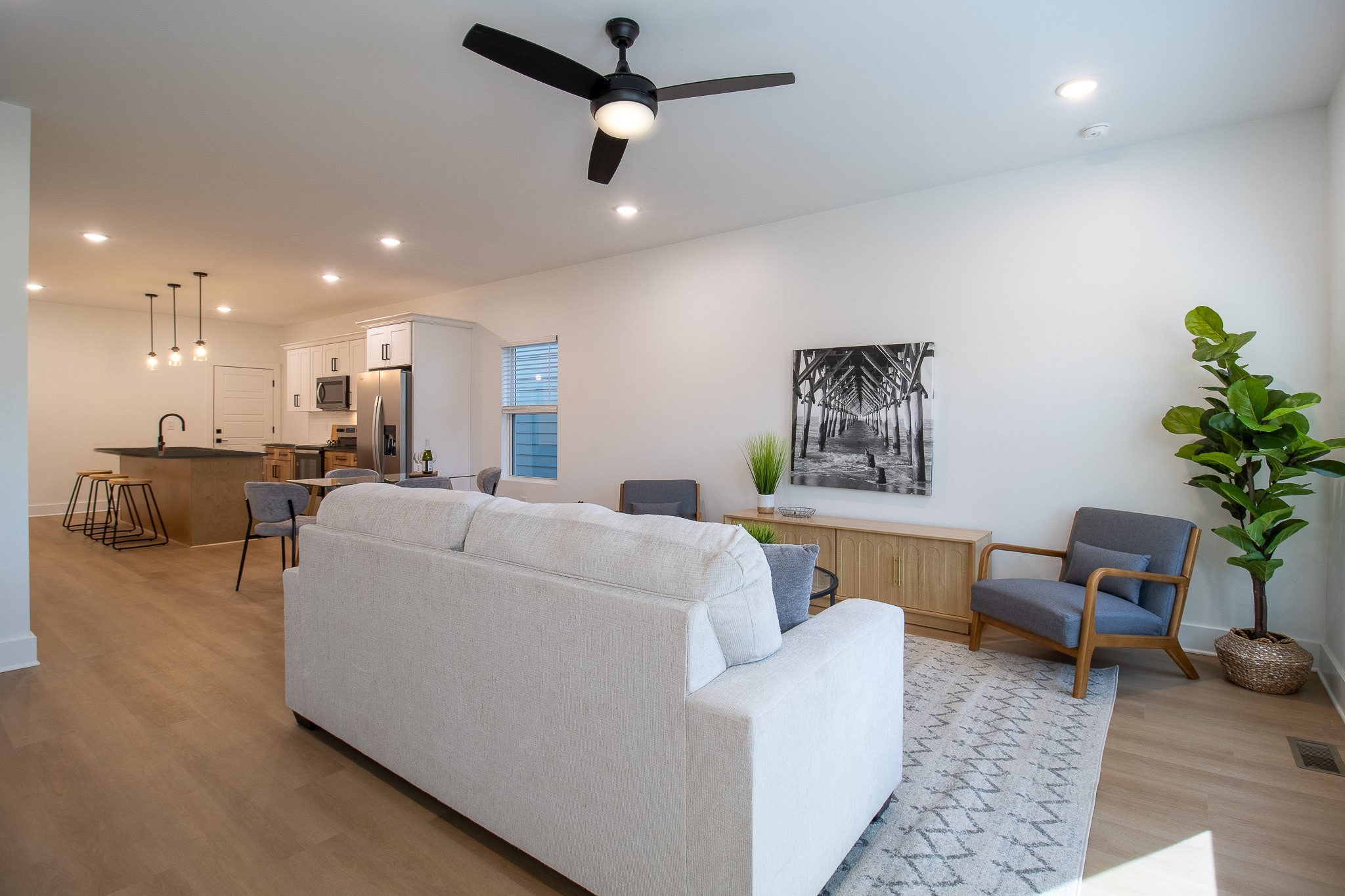 4024 University Avenue, Unit B Old Hickory, TN 37138 - Photo 12 of 30 a living room with furniture and a potted plant