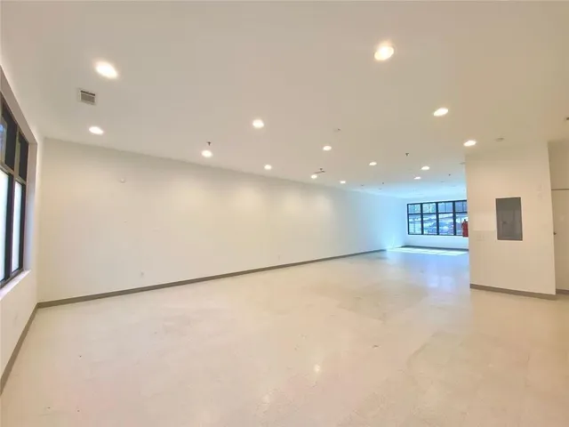 $3,000 | 3824 Highlands Parkway Southeast, Unit 9, Smyrna, GA 30082