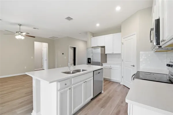 $395,000 | 480 Daylily Boulevard, Nokomis, FL 34275