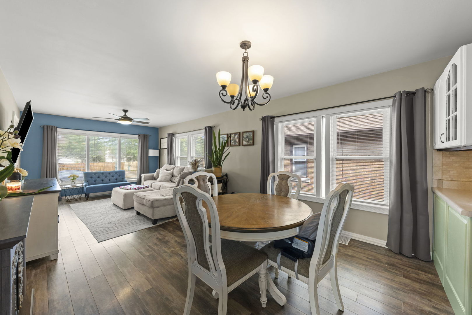 1330 Plainfield Road Joliet, IL 60435 - Photo 9 of 28