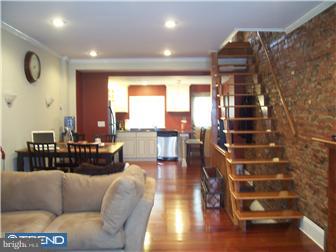 113 Mercy Street Philadelphia, PA 19148 - Photo 1 of 11 Living Room