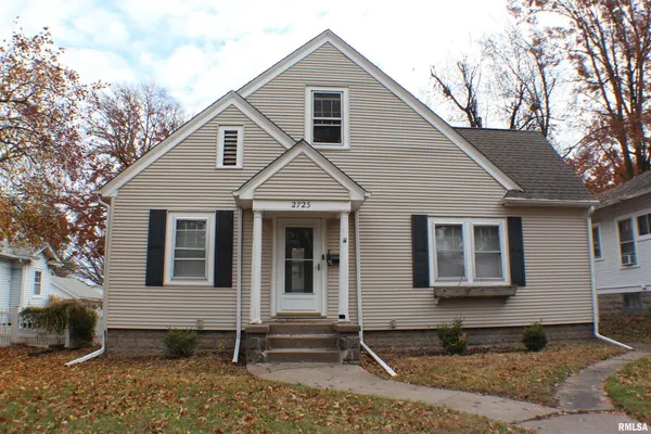 $174,900 | 2723 Arlington Avenue, Davenport, IA 52803