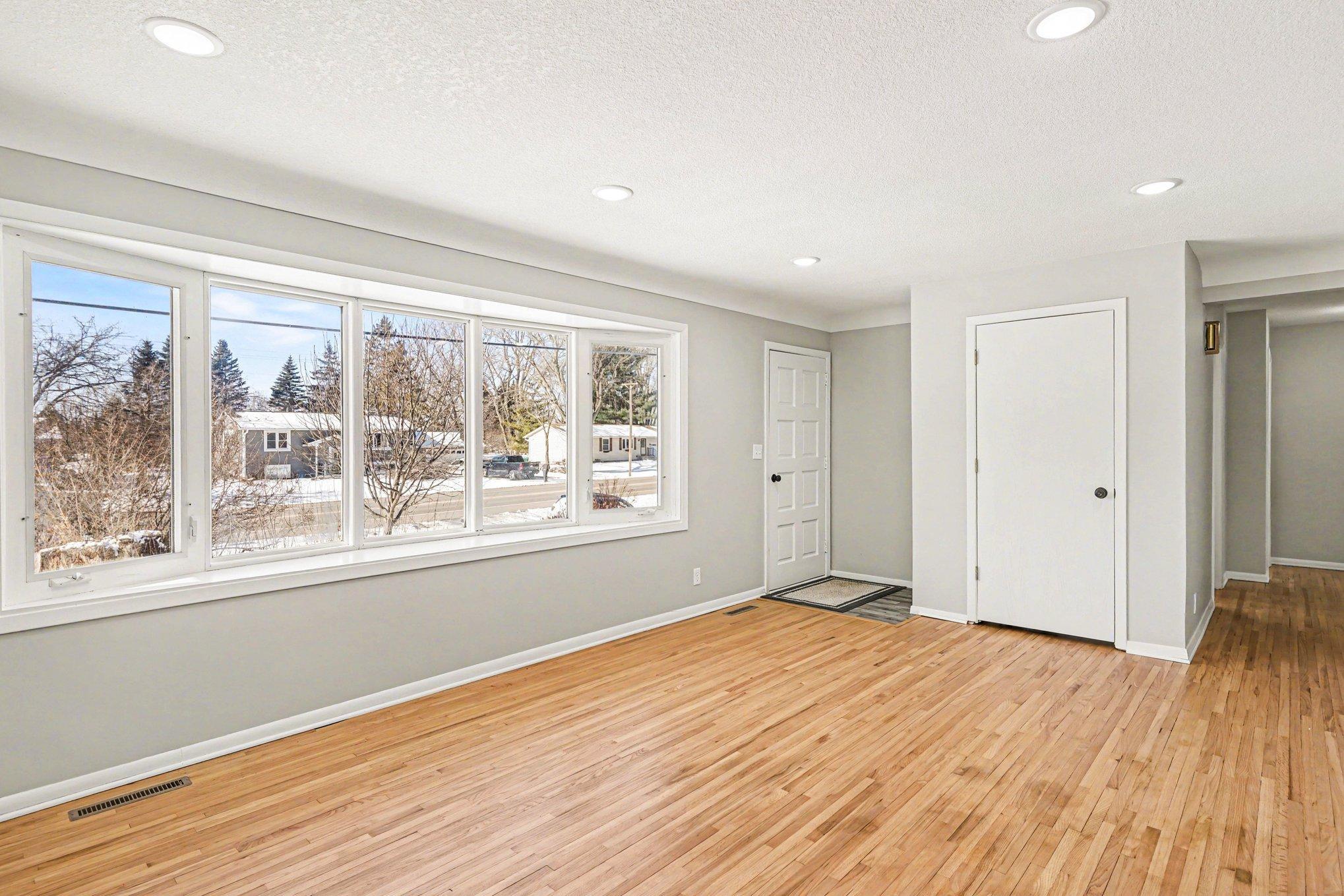 20140 Akin Road Farmington, MN 55024 - Photo 6 of 16