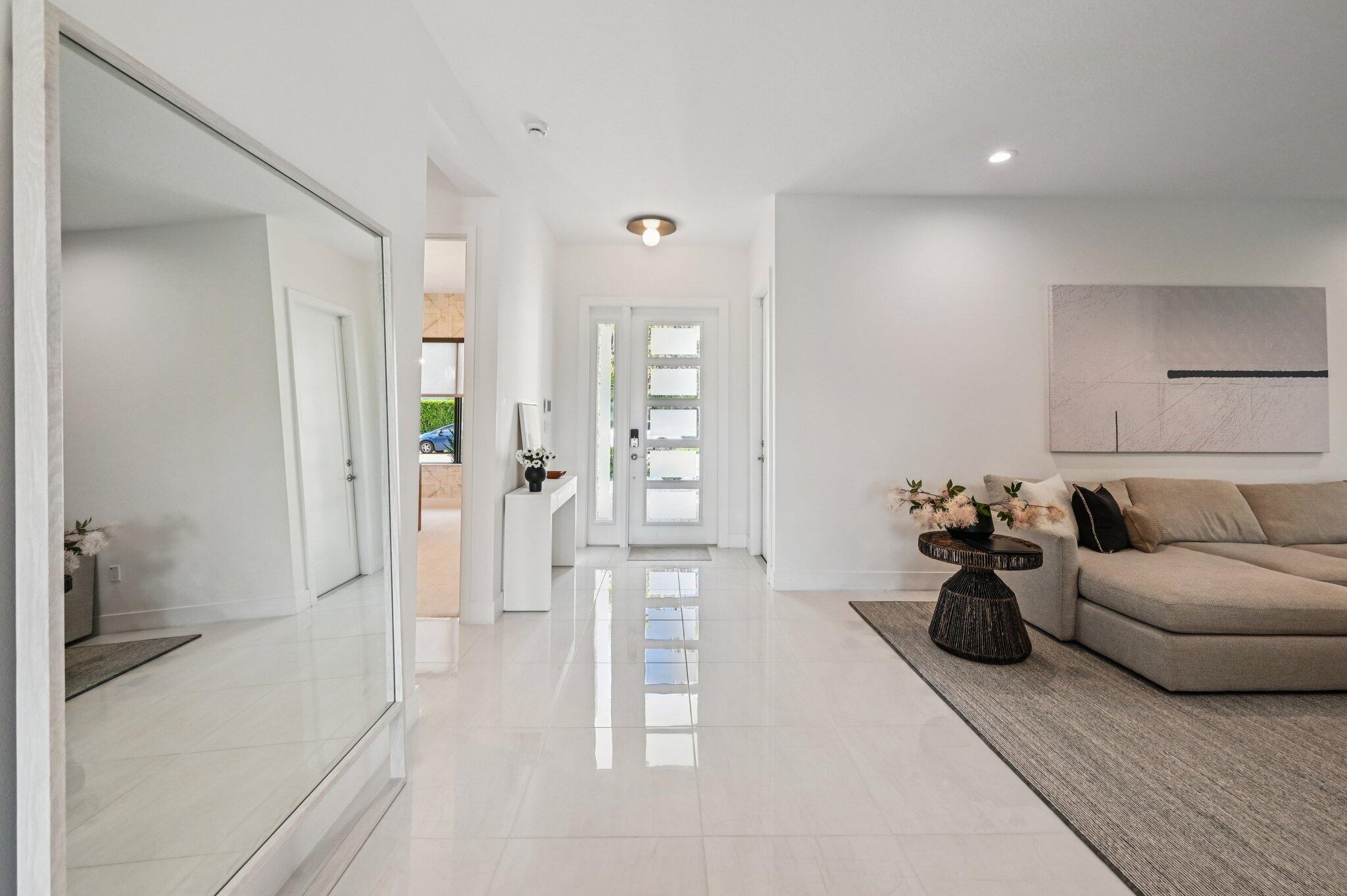 17360 Pagoda Palms Drive Boca Raton, FL 33496 - Photo 6 of 52 6-web-or-mls-Pagoda Palms Dr-L1101-006