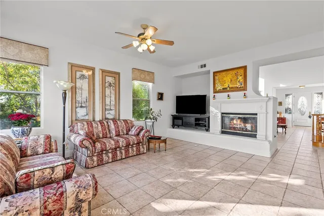 $1,199,900 | 22440 Skylake Place, Saugus, CA 91390