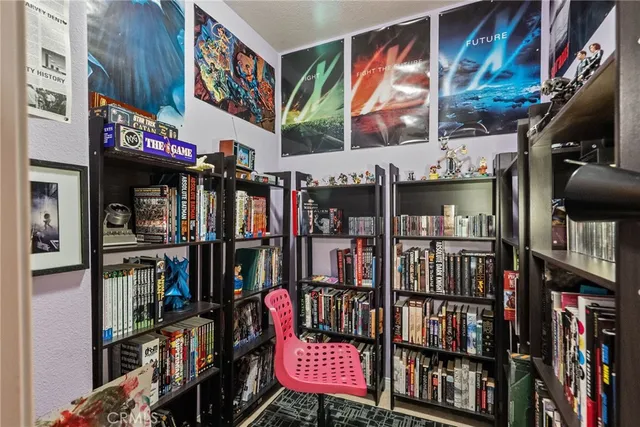 $1,199,900 | 22440 Skylake Place, Saugus, CA 91390