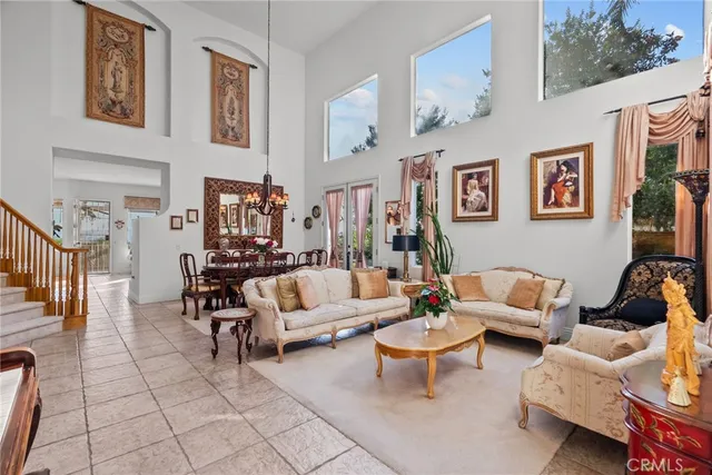 $1,199,900 | 22440 Skylake Place, Saugus, CA 91390