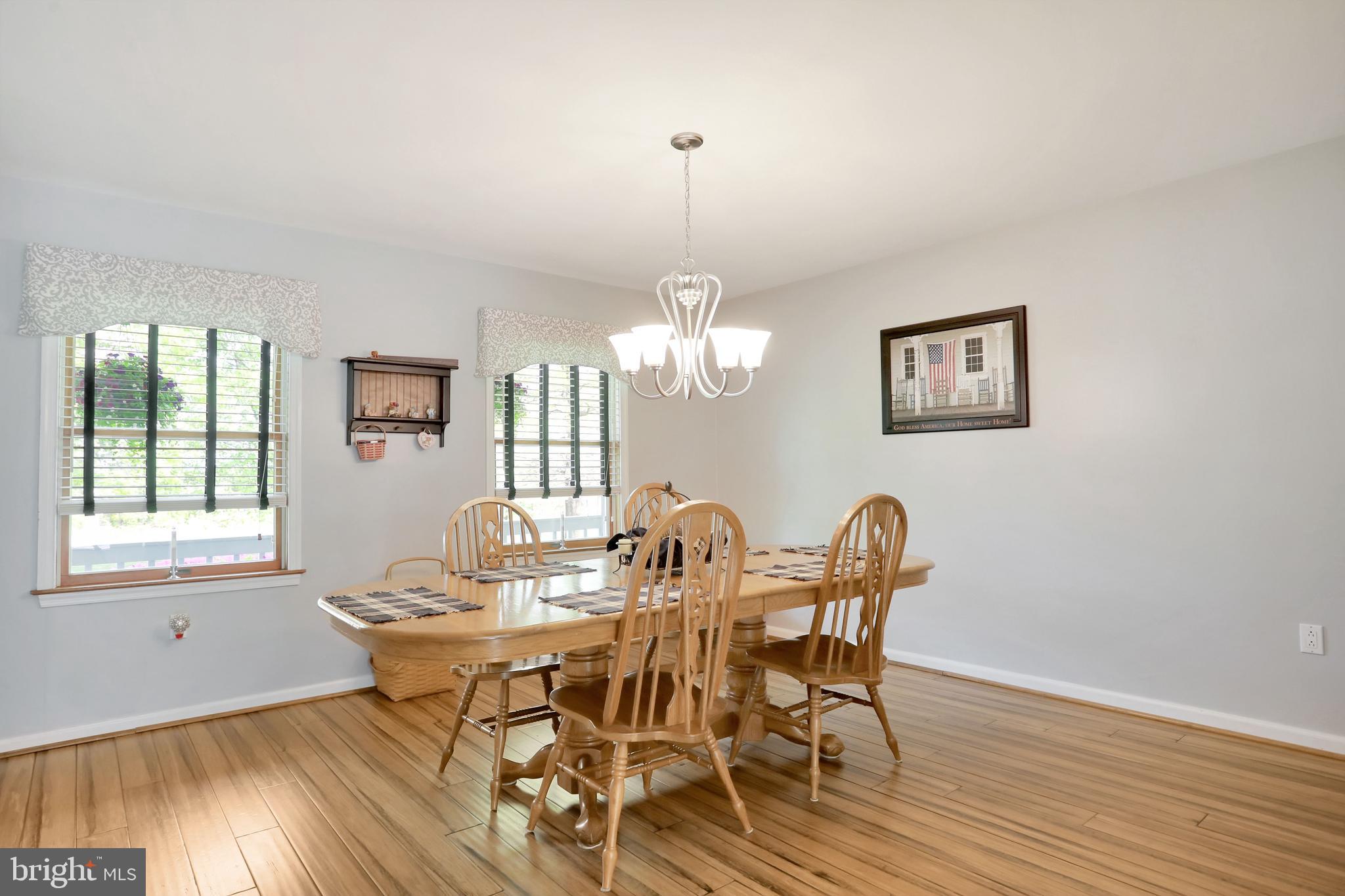 264 Shiley Road Inwood, WV 25428 - Photo 21 of 52 dining