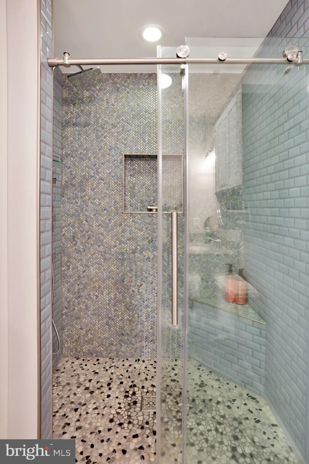 264 Shiley Road Inwood, WV 25428 - Photo 26 of 52 bathroom