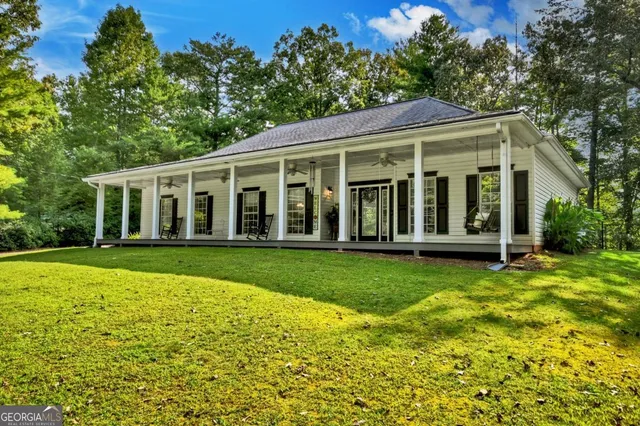 $489,777 | 1075 Cherokee Drive, Ellijay, GA 30540