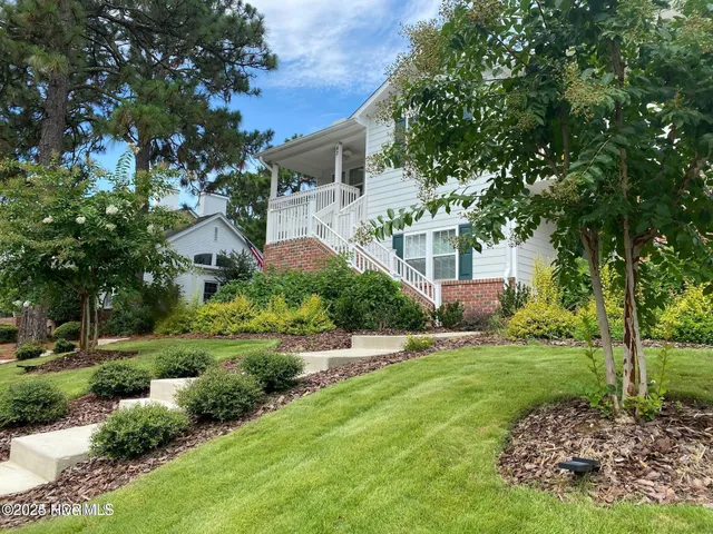 $1,675 | 32 Knoll Road, Southern Pines, NC 28387