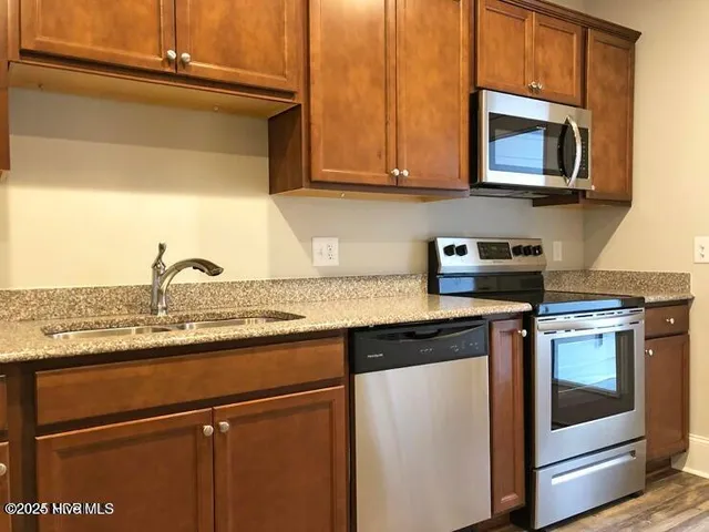 $1,675 | 32 Knoll Road, Southern Pines, NC 28387