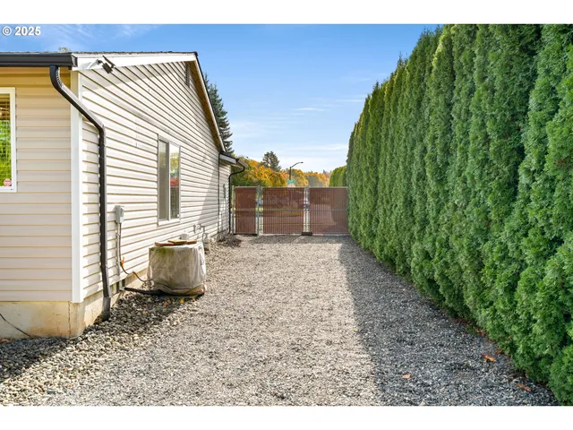 $474,900 | 2701 Northeast Hale Avenue, Gresham, OR 97030