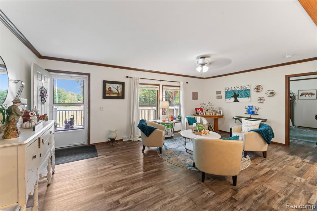 11141 West Farrand Road Montrose, MI 48457 - Photo 3 of 51 Gallery Image 3