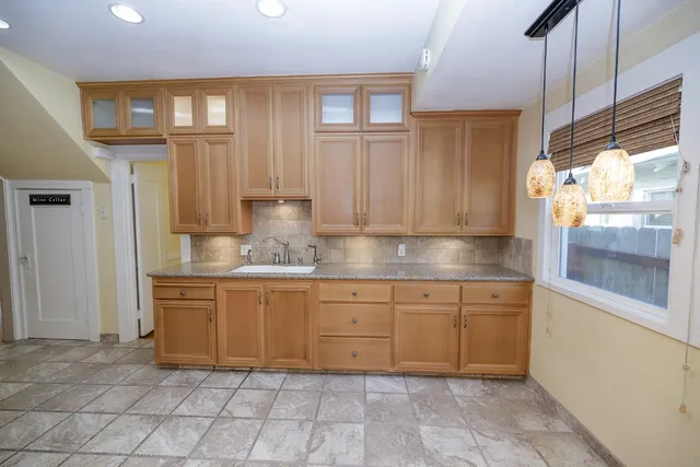 $659,900 | 202 Hackberry Avenue, Modesto, CA 95354