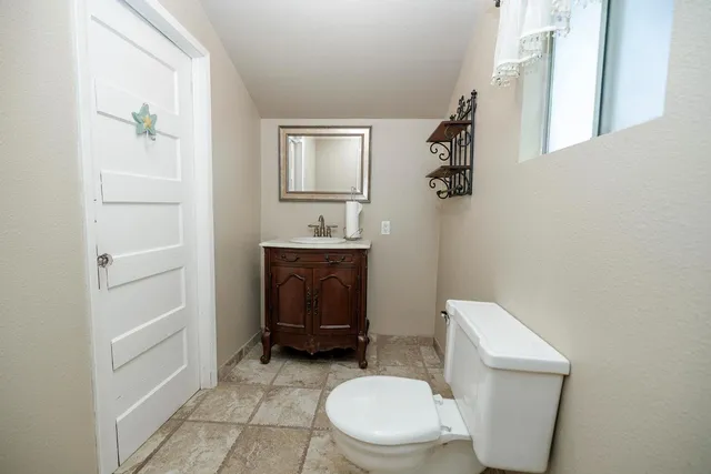 $659,900 | 202 Hackberry Avenue, Modesto, CA 95354