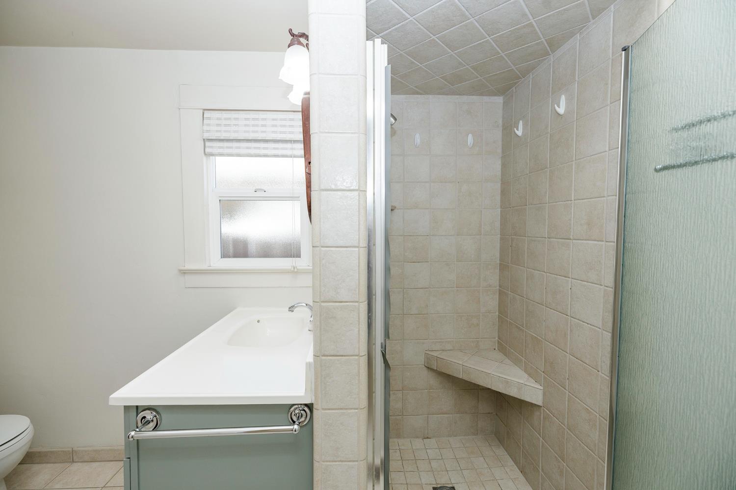 202 Hackberry Avenue Modesto, CA 95354 - Photo 40 of 72