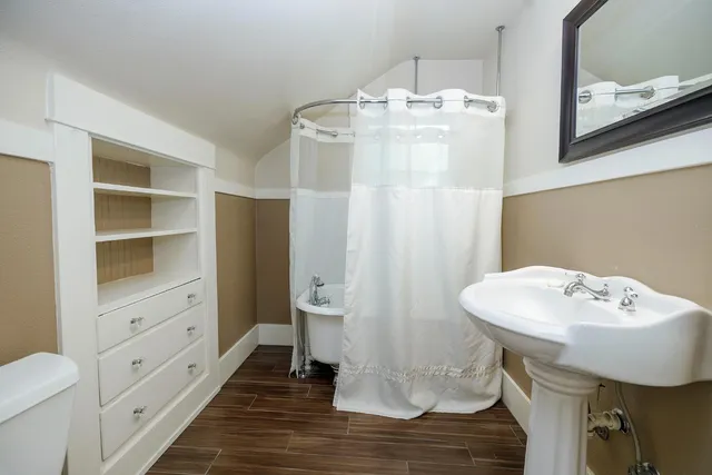 $659,900 | 202 Hackberry Avenue, Modesto, CA 95354