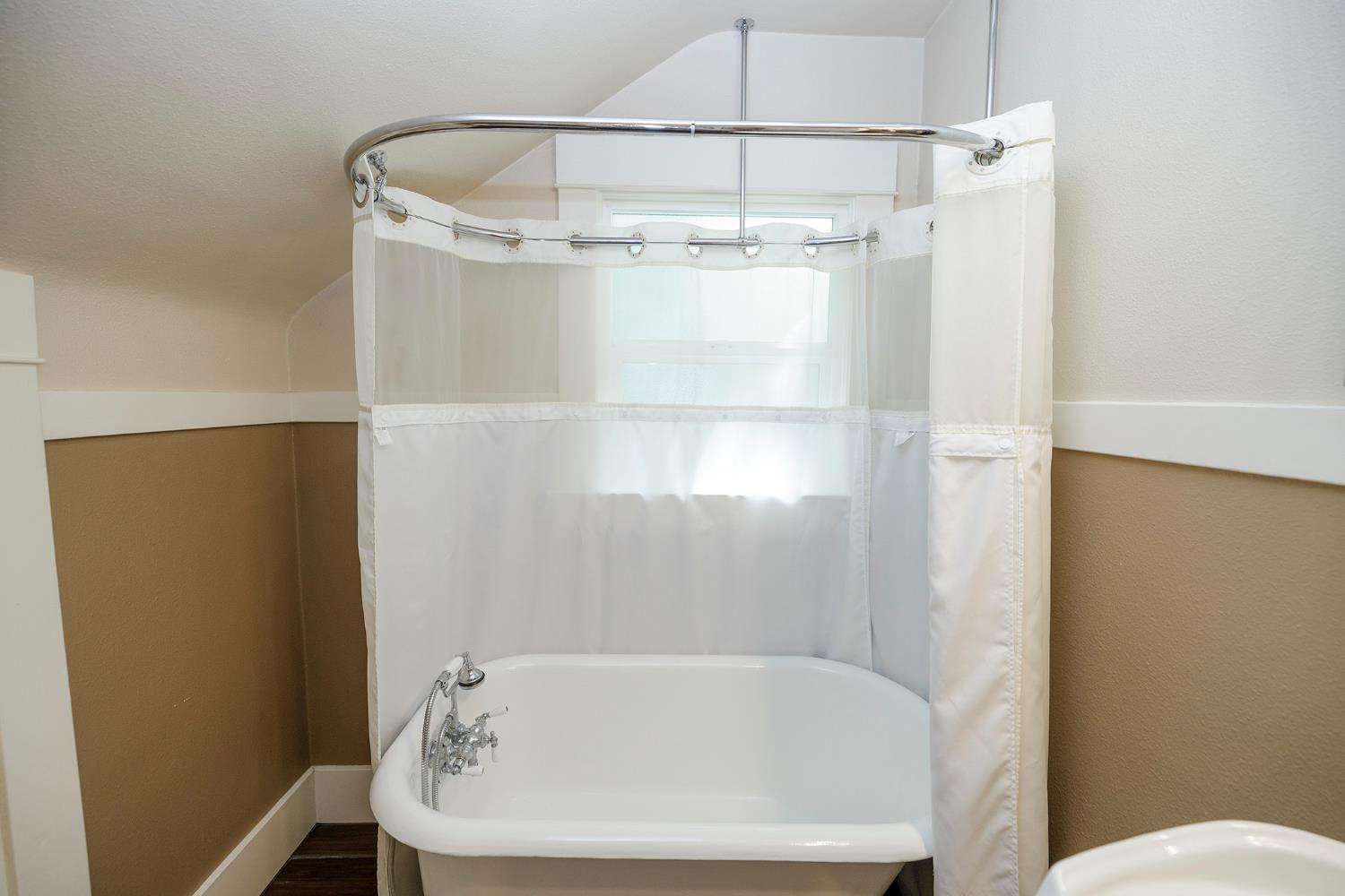 202 Hackberry Avenue Modesto, CA 95354 - Photo 52 of 72