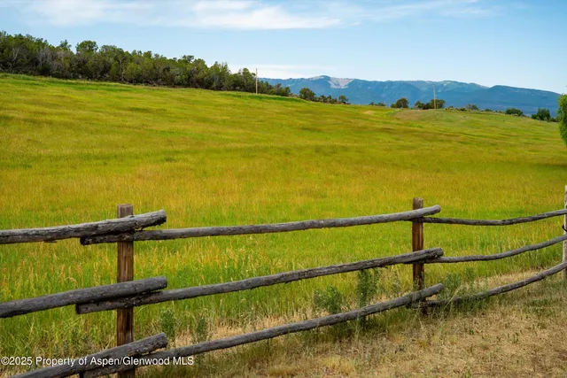 $950,000 | 1563 County Road 326, Silt, CO 81652