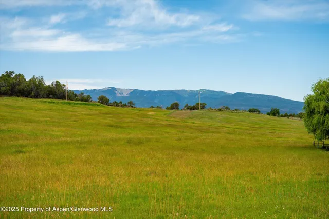 $950,000 | 1563 County Road 326, Silt, CO 81652