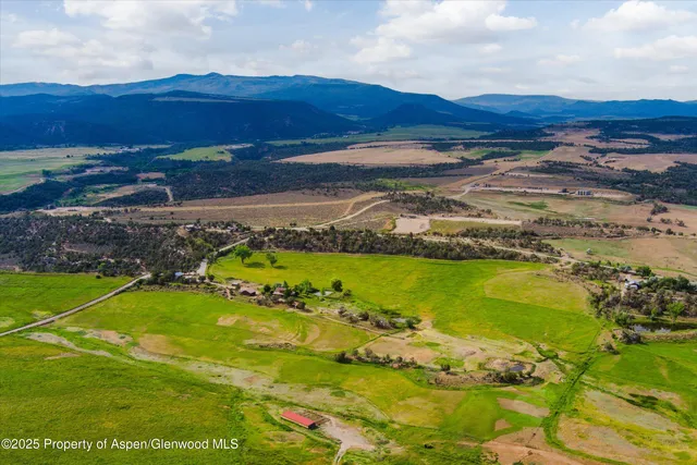 $950,000 | 1563 County Road 326, Silt, CO 81652