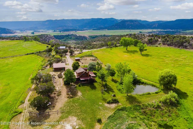 $950,000 | 1563 County Road 326, Silt, CO 81652