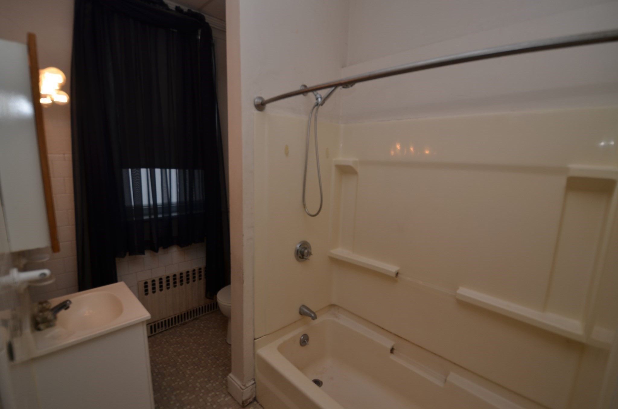 33 Parrott Street Lynn, MA 01902 - Photo 13 of 36 Gallery Image 13
