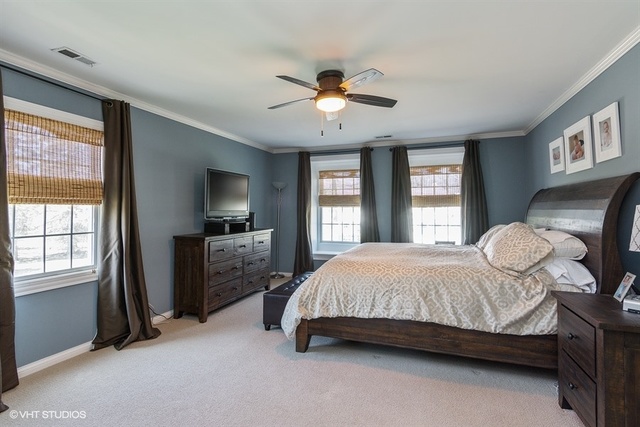 2 Stoneridge Road Rolling Meadows, IL 60008 - Photo 9 of 15