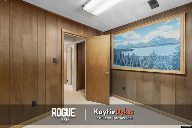 $294,000 | 1320 Kingsbury Drive, Casper, WY 82609