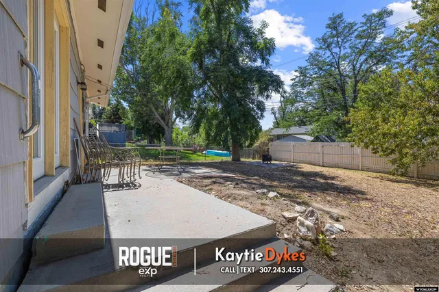 $294,000 | 1320 Kingsbury Drive, Casper, WY 82609