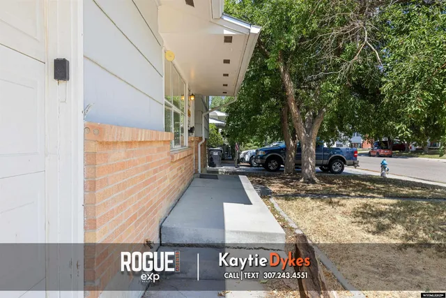$294,000 | 1320 Kingsbury Drive, Casper, WY 82609