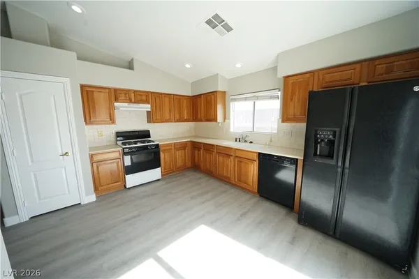 $1,840 | 8676 Little Fox Street, Las Vegas, NV 89123